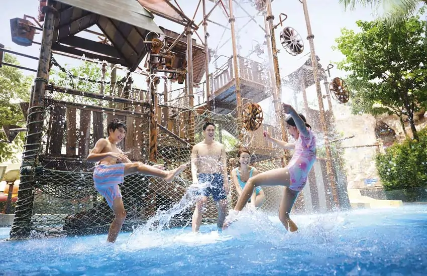 Adventure Cove Waterpark Singapore